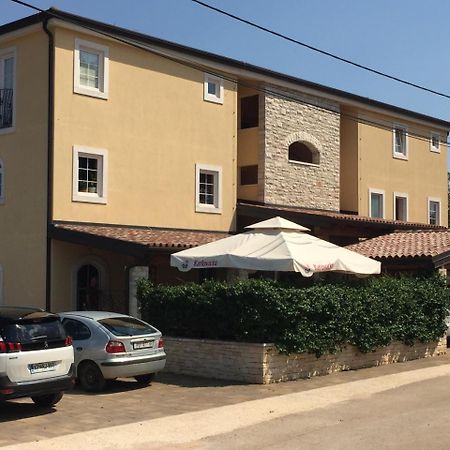 Apartments & Rooms Buoni Amici Murine Exterior photo