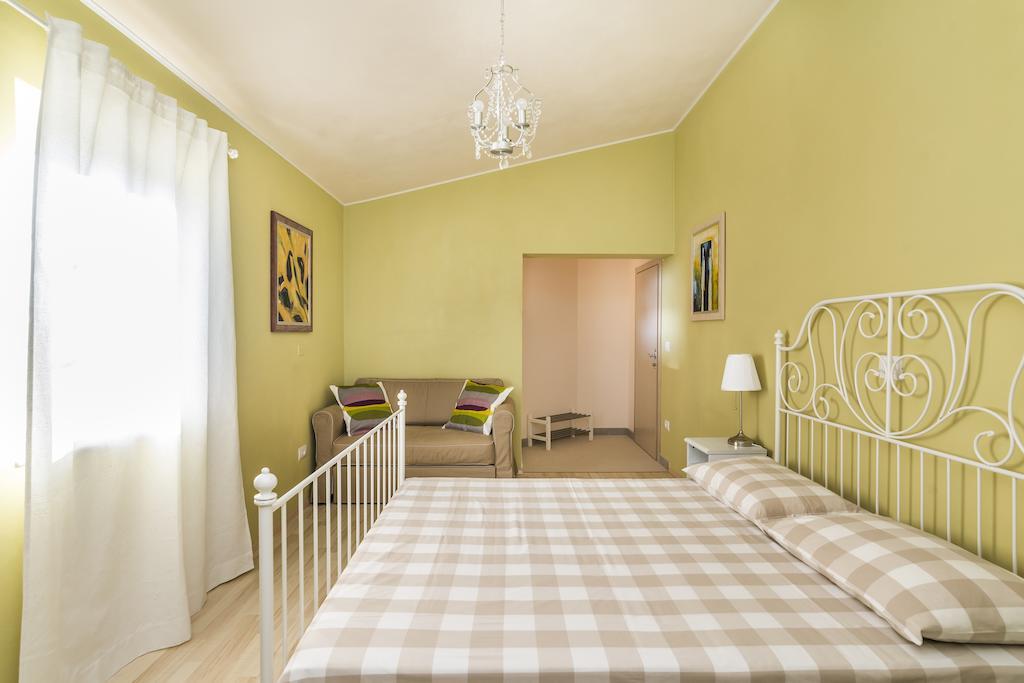 Apartments & Rooms Buoni Amici Murine Room photo