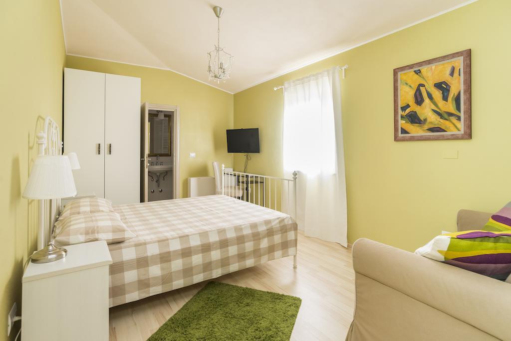 Apartments & Rooms Buoni Amici Murine Room photo