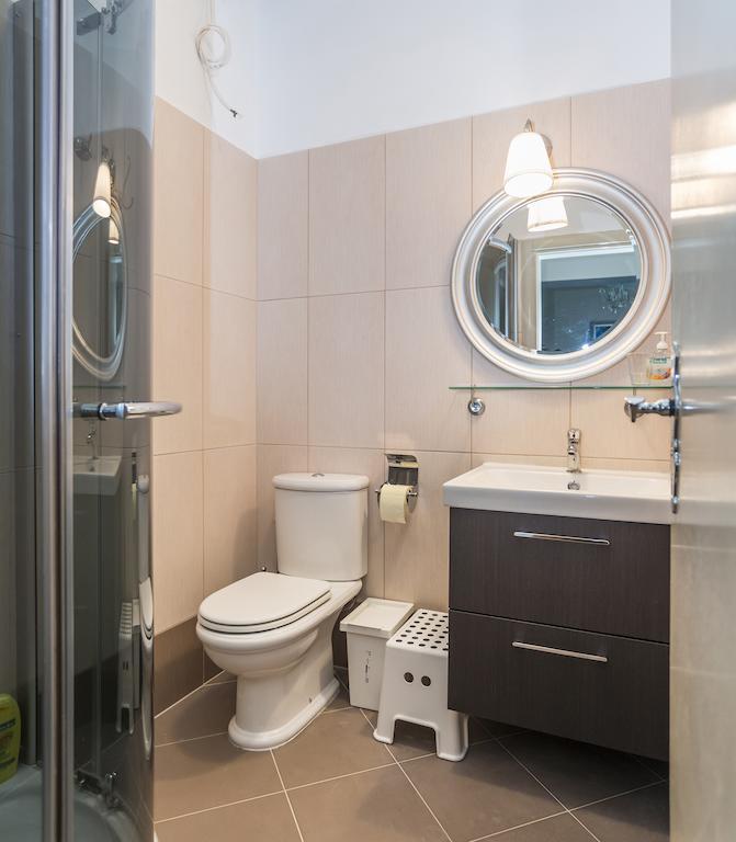 Apartments & Rooms Buoni Amici Murine Room photo